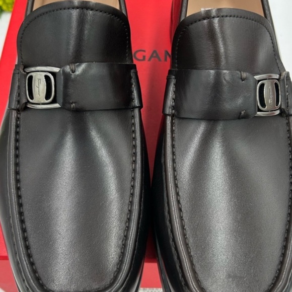 Salvatore Ferragamo Black Leather Loafers with Silver Buckle Size 8EEE main image 4